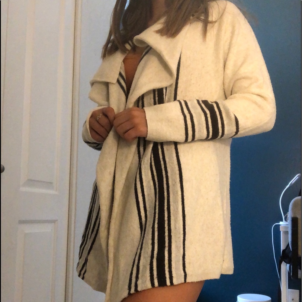 Eddie Bauer Sweater SIZE: XS